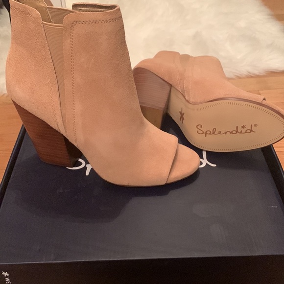 Brand new Splendid woman booties!!!😍 - Picture 2 of 2